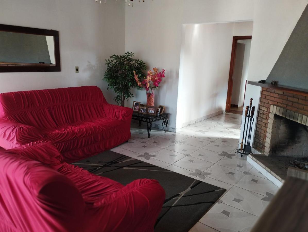 Casa Aconchegante Na Serra Campos do Jordão المظهر الخارجي الصورة