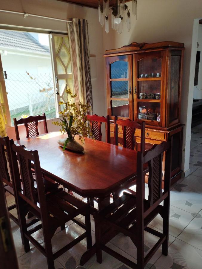 Casa Aconchegante Na Serra Campos do Jordão المظهر الخارجي الصورة